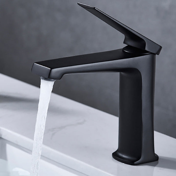BowLift | Modern centerset bathroom faucet Solid color copper faucet for the bathroom