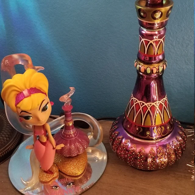 BowLift | I dream of Jeannie Bottle