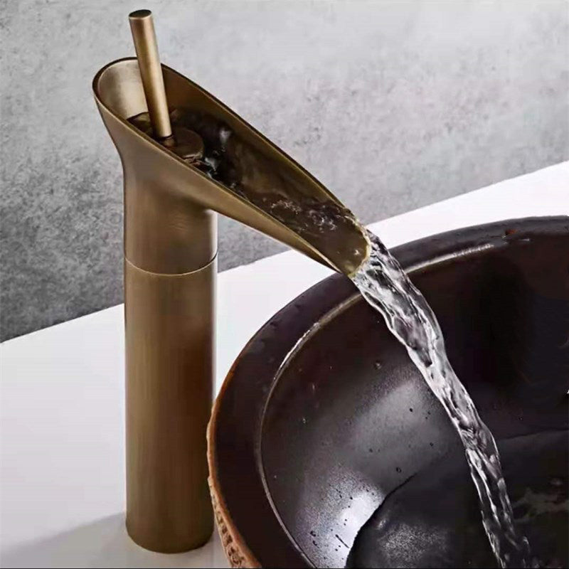 BowLift | Round Single-Handle Water Tap Country Style Faucet