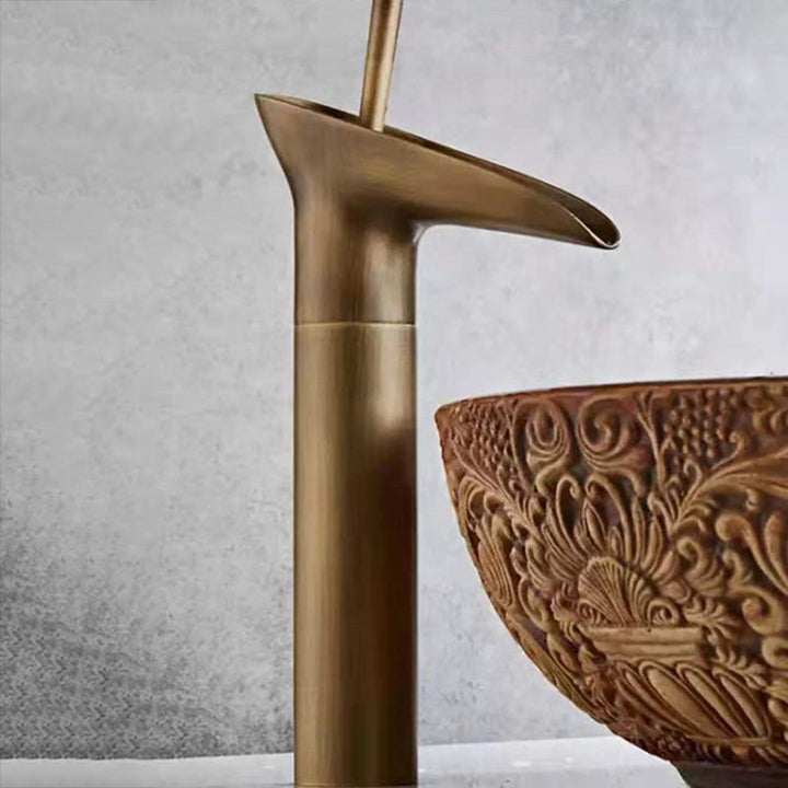 BowLift | Round Single-Handle Water Tap Country Style Faucet