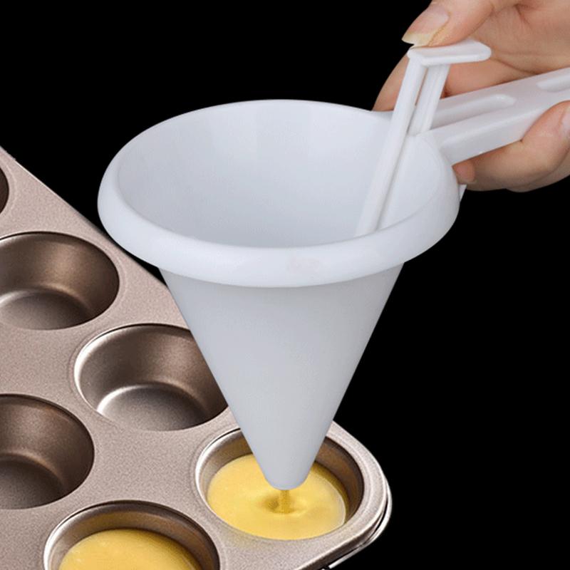 BowLift | Handheld Portion Cup Cake Dispenser