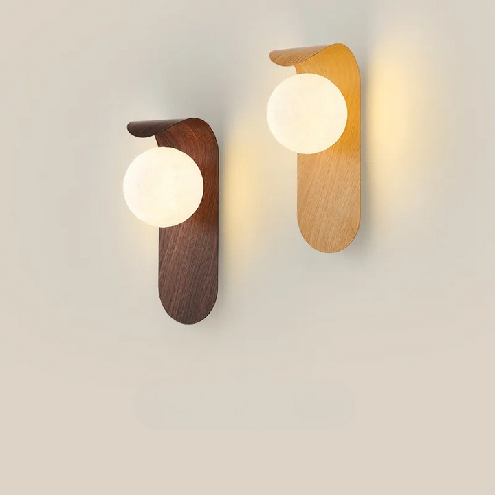 BowLift | LuxeWood – Chic Walnut Wall Lamp for Unique Ambiances