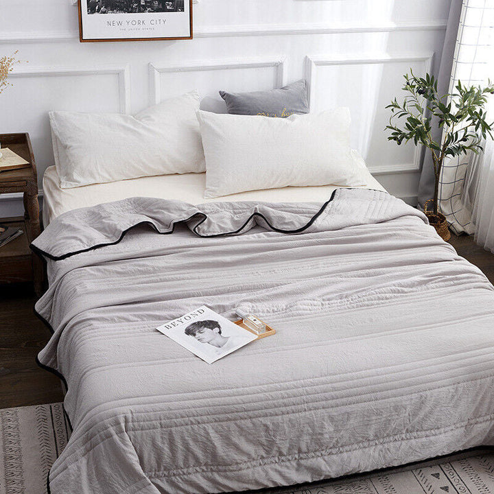 Lightweight Summer Cool Comforter Ultra Cozy Soft Blanket | Bowlift