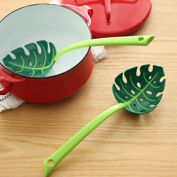 Green Leaf Colander | Bowlift