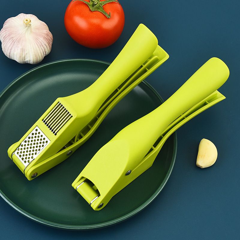 BowLift | Portable garlic press