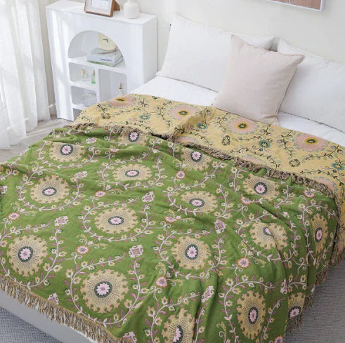 BowLift | Reversible Scandinavian Blanket with Bird Design
