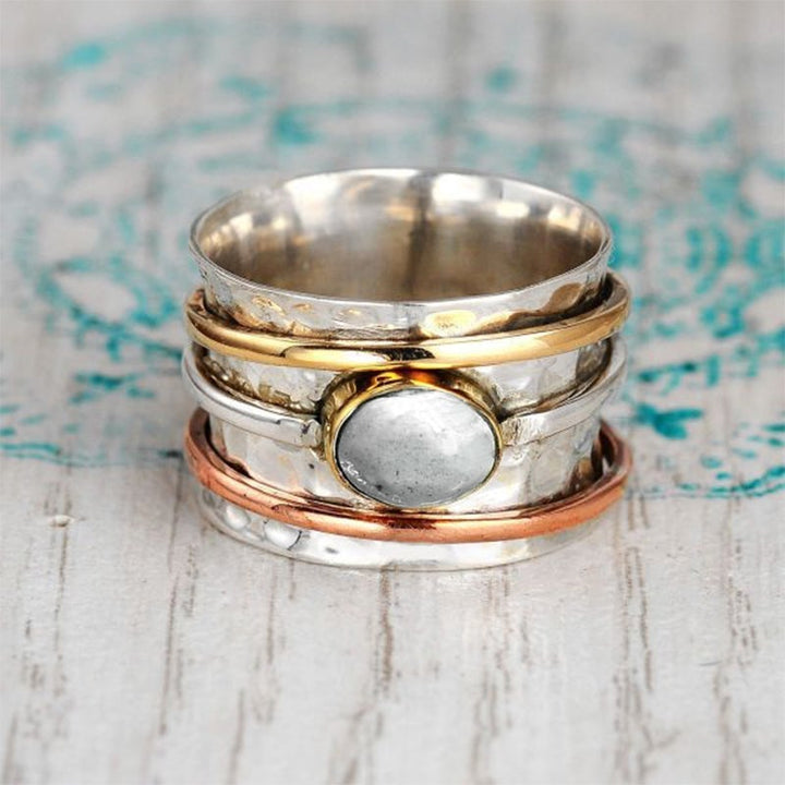 BowLift | Moonstone Meditation Ring