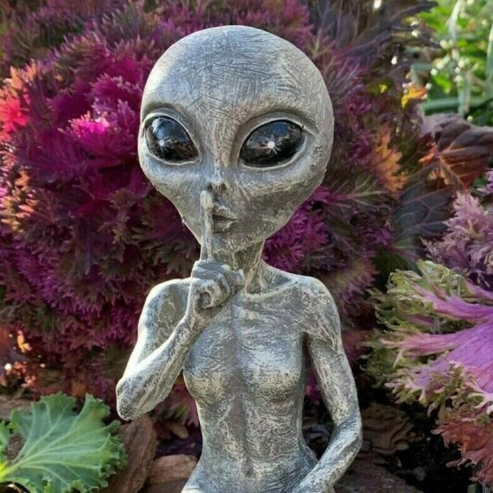 Statue Garden Alien | Bowlift