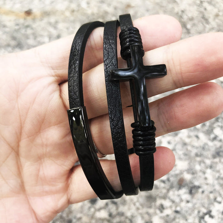 BowLift | Multi-layered cross bracelet