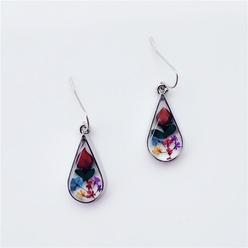 BowLift | Teardrop Resin Earrings