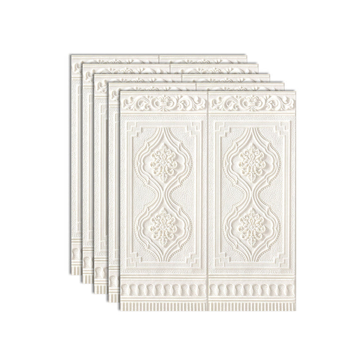 BowLift | Plastic wall cladding panels for peeling and attaching with waterproof wainscoting