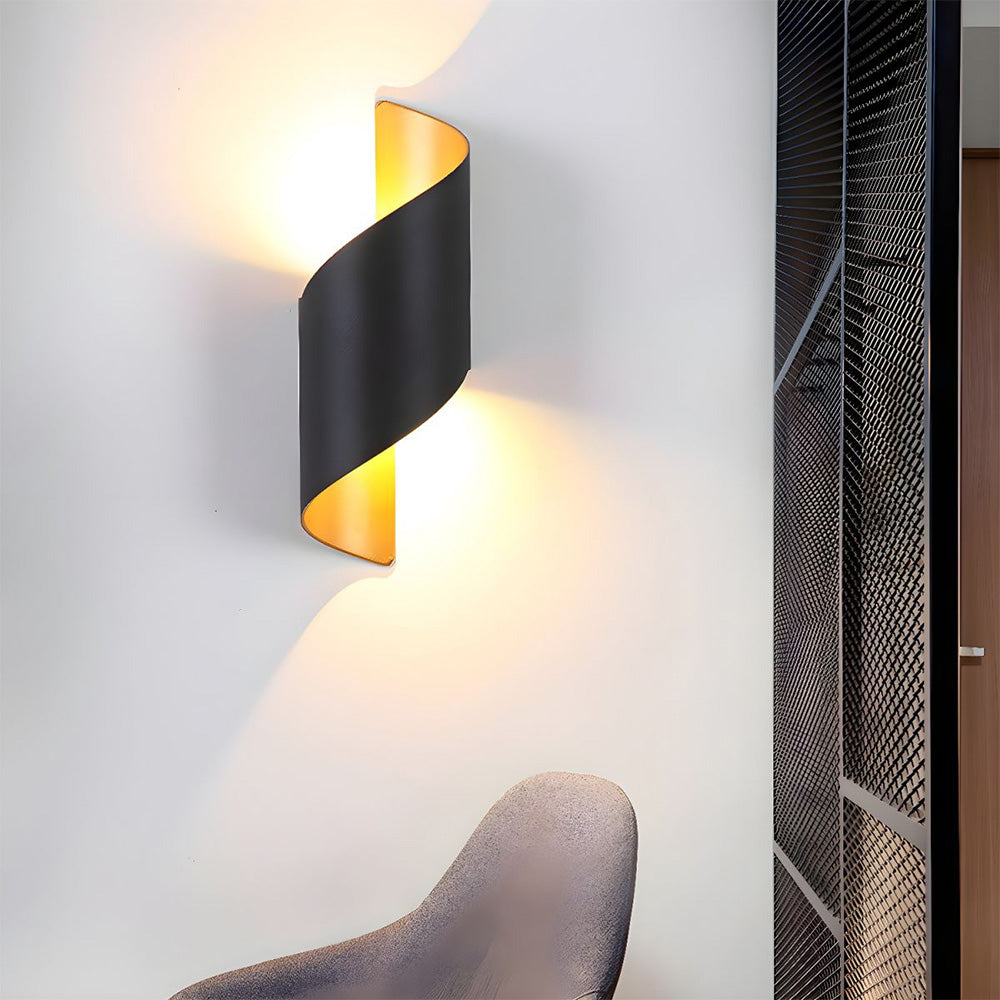 BowLift | LED Wall Light with Minimalist Aluminum Design