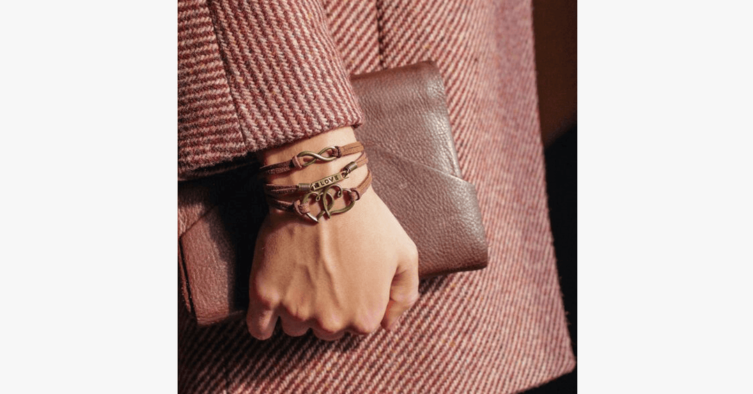BowLift | Vintage Double Heart Bracelet