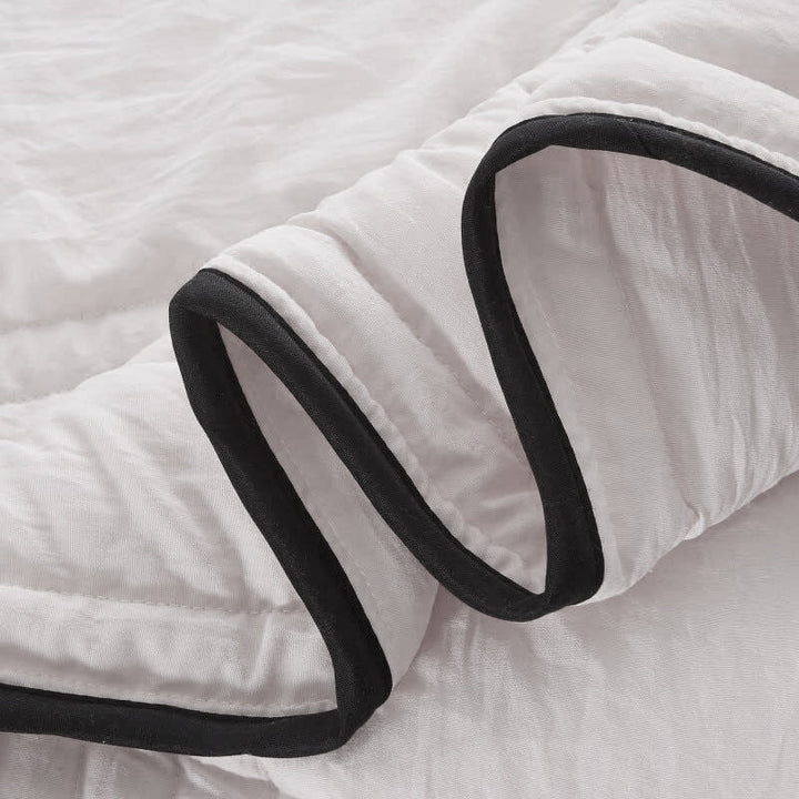 Lightweight Summer Cool Comforter Ultra Cozy Soft Blanket | Bowlift