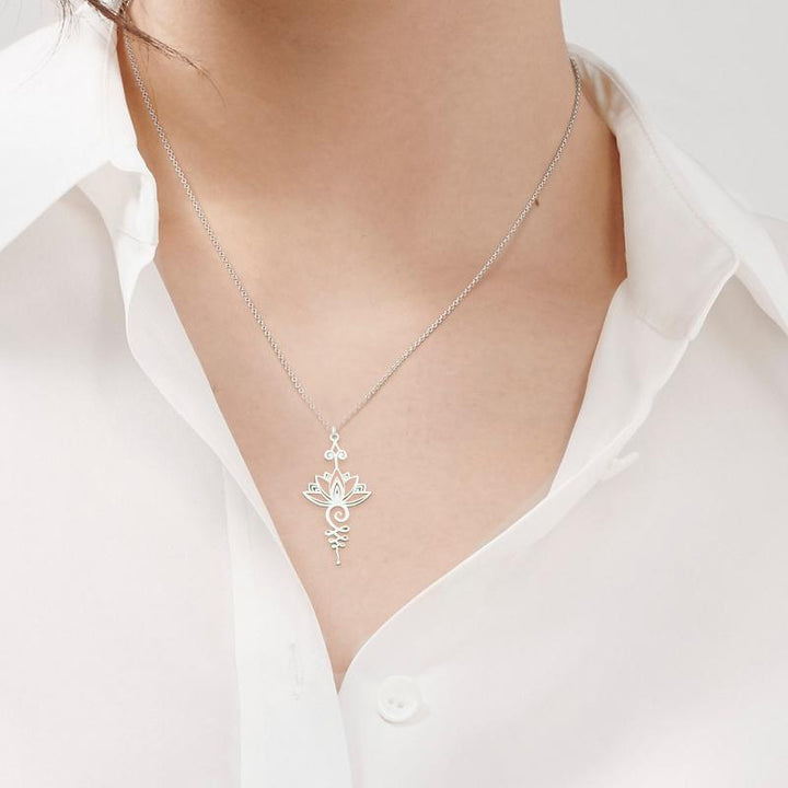 BowLift | Stylish Lotus Necklace