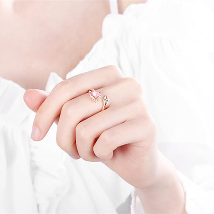BowLift | Rhinestone Fox Ring