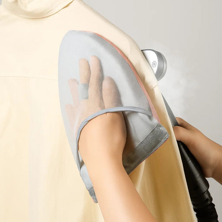 SteamShield | Garment Steamer Glove – Heat Protection – Non-Slip Strap – Precise Steaming for Delicate Clothing Bowlift