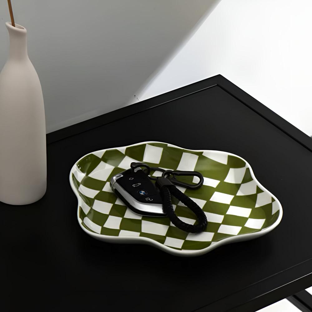 BowLift | Classic Checkered Ceramic Plate