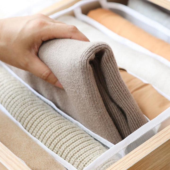 7 Grids Wardrobe Clothes Mesh Divider Organizer | Bowlift