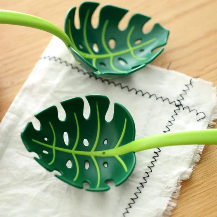 Green Leaf Colander | Bowlift