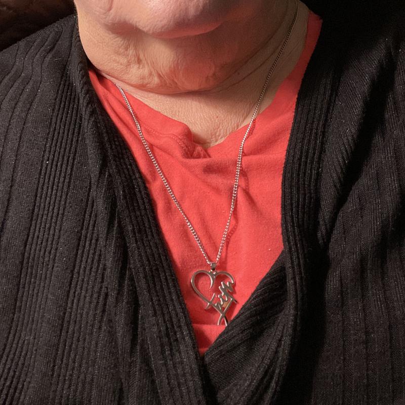 BowLift | Faith Heart Necklace