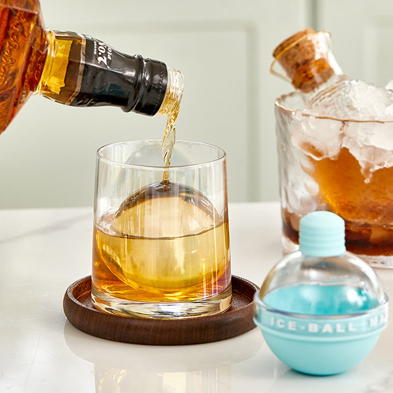 BowLift | New creative light bulb ice molds