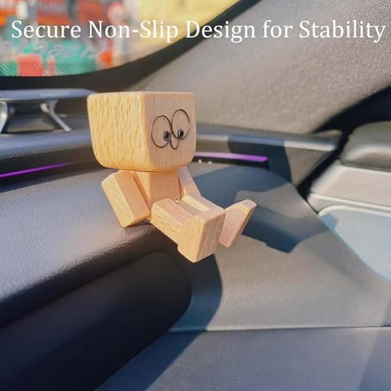 BowLift | Wooden puppet ornaments with changing expressions