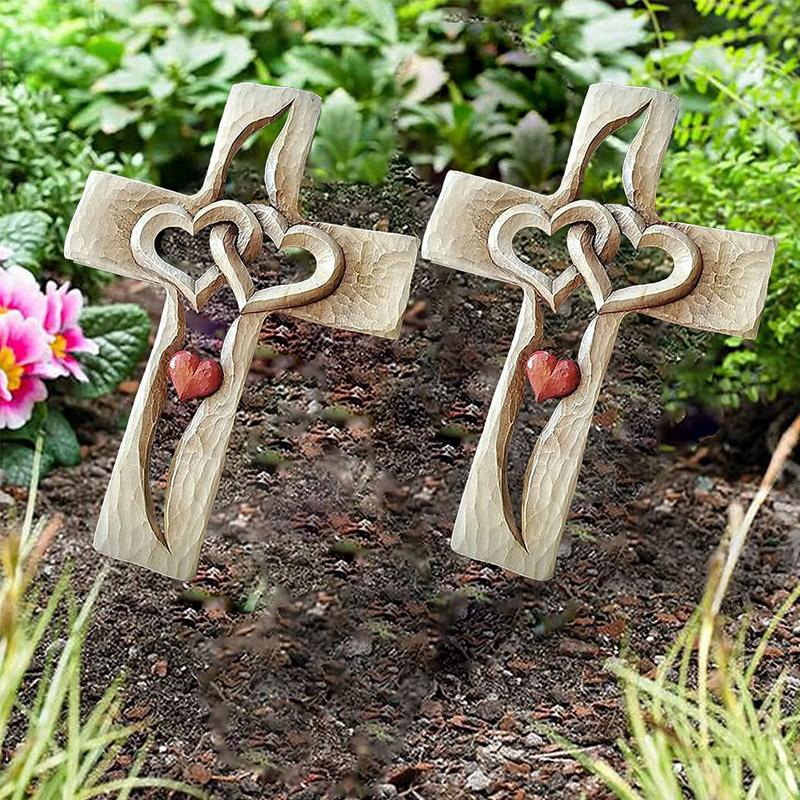 BowLift | Hand-carved wooden cross - Intertwined hearts