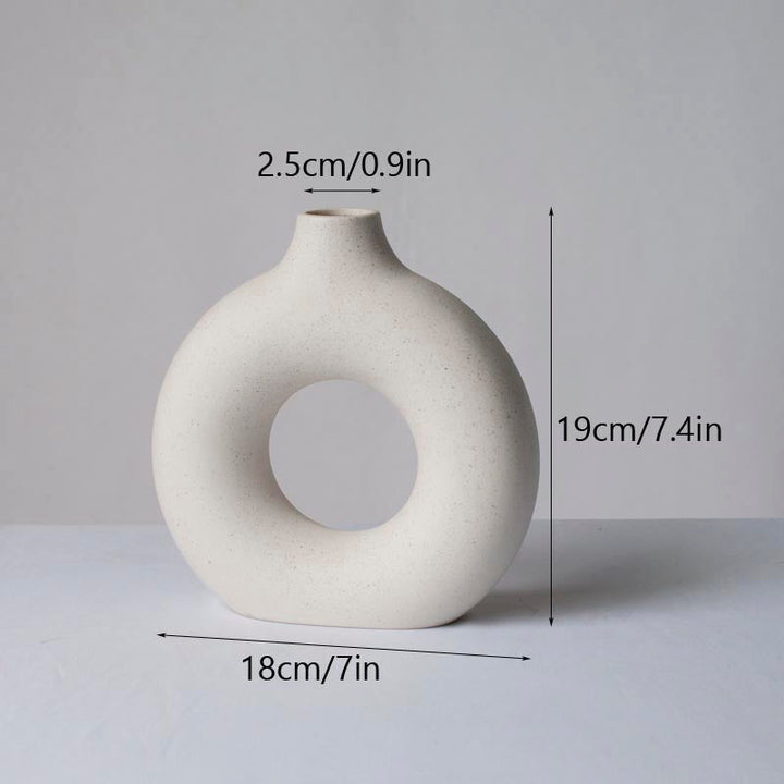 BowLift | Minimalist Circular Ceramic Vase