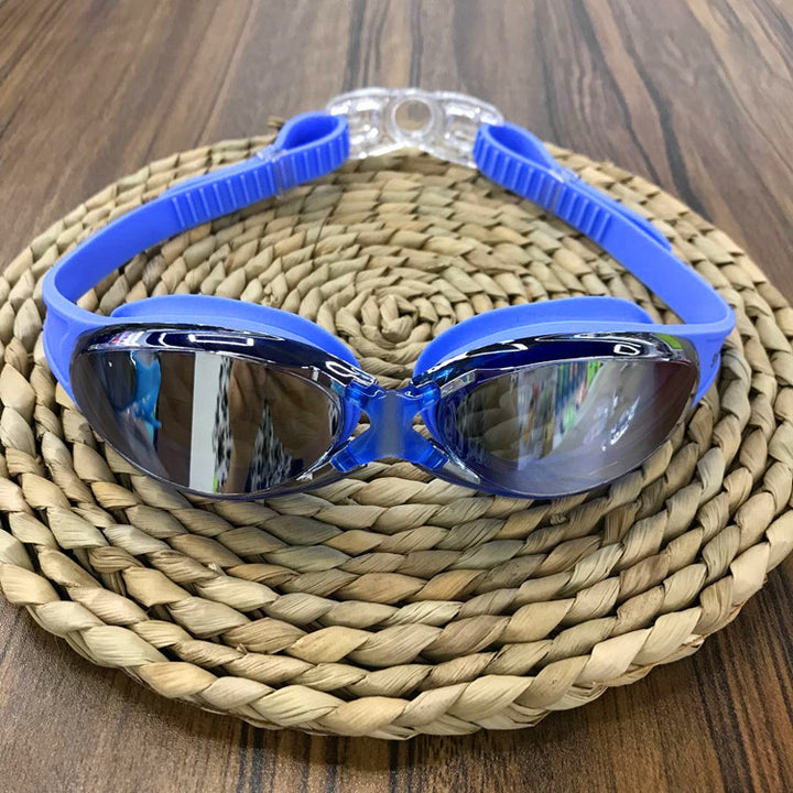 Swimming goggles with ergonomic design and UV protection Bowlift