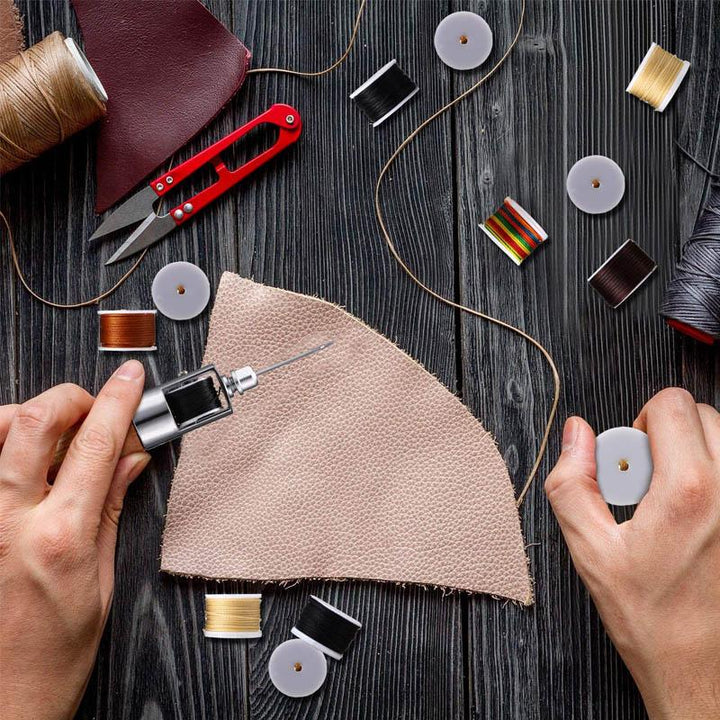 Pre-order >> Needle and leather sewing kit for sewing leather | Bowlift