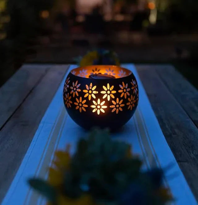BowLift | Flower Pattern Candle Lamp - FloraGlow