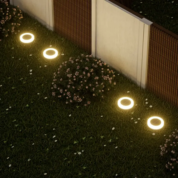 Rust-Proof Solar Outdoor Light for All Weathers Bowlift