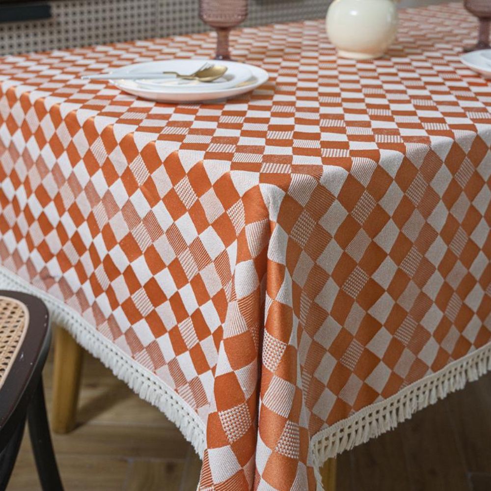 BowLift | Heritage Checkered Tablecloth