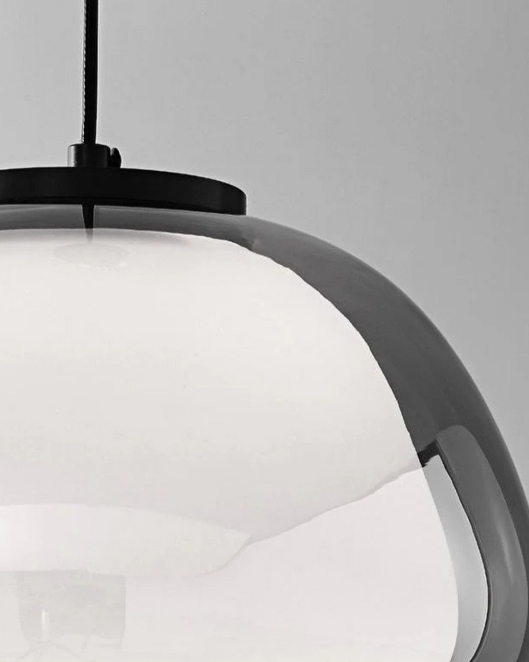 BowLift | Shiny Accent for Luxury Spaces