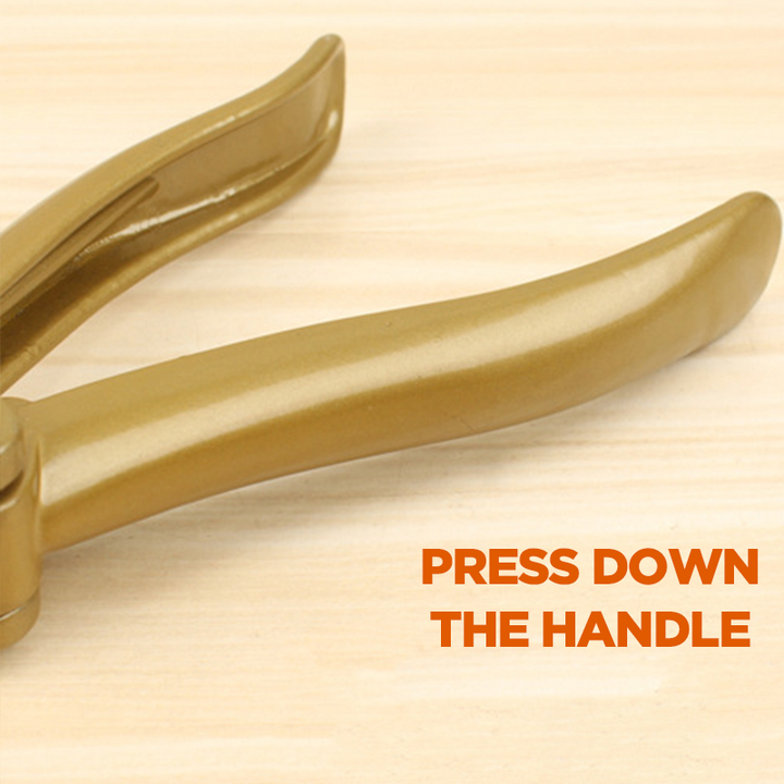 BowLift | Wood processing serrated edge pliers
