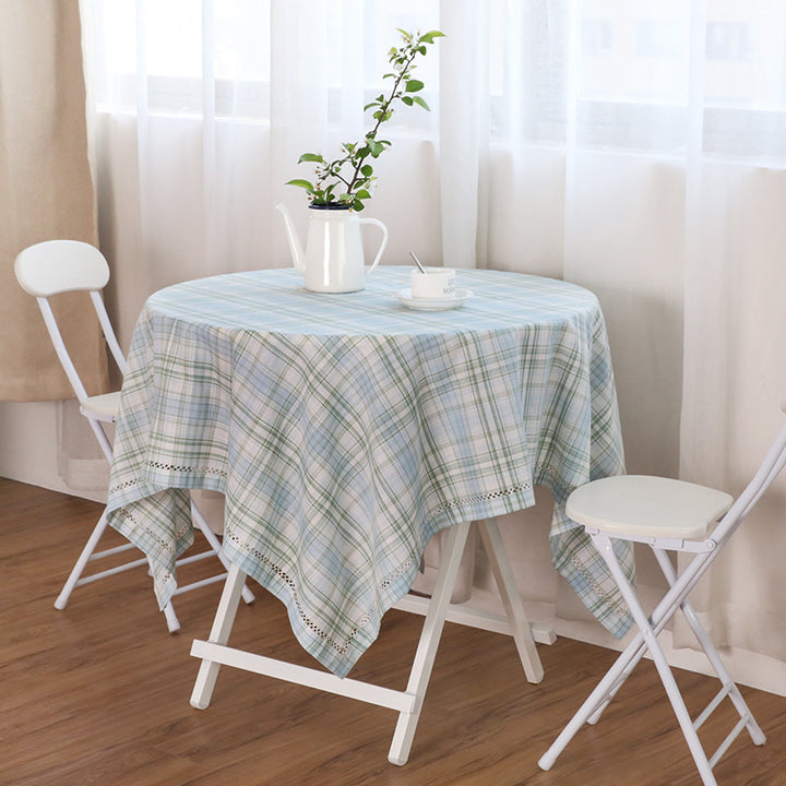 Round cotton tablecloth in check pattern with decorative crochet border Bowlift