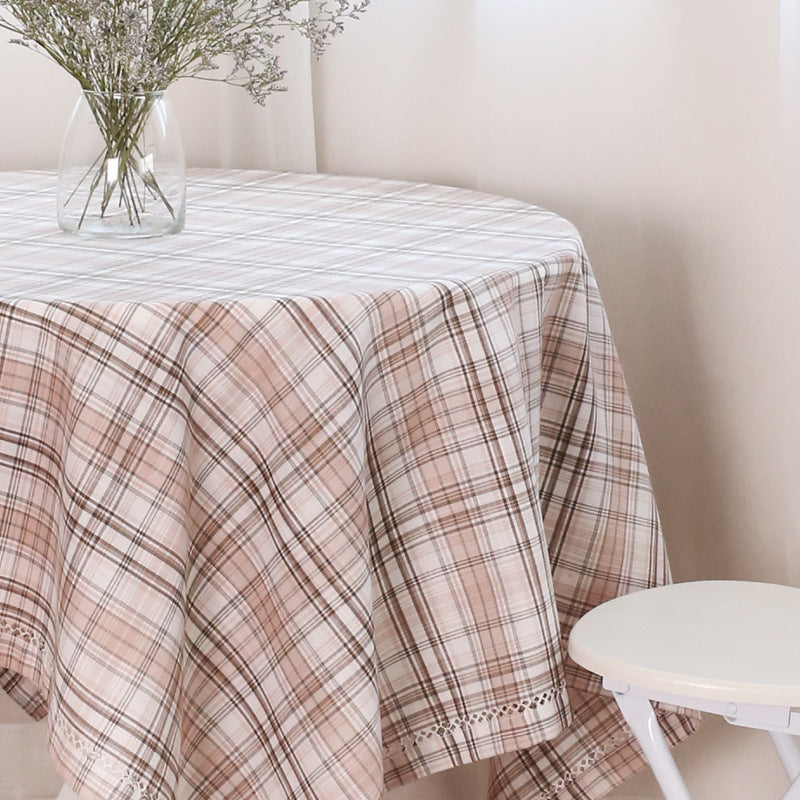 Round cotton tablecloth in check pattern with decorative crochet border Bowlift