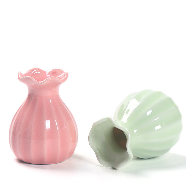 Elegant Curved Ceramic Flower Vase Bowlift