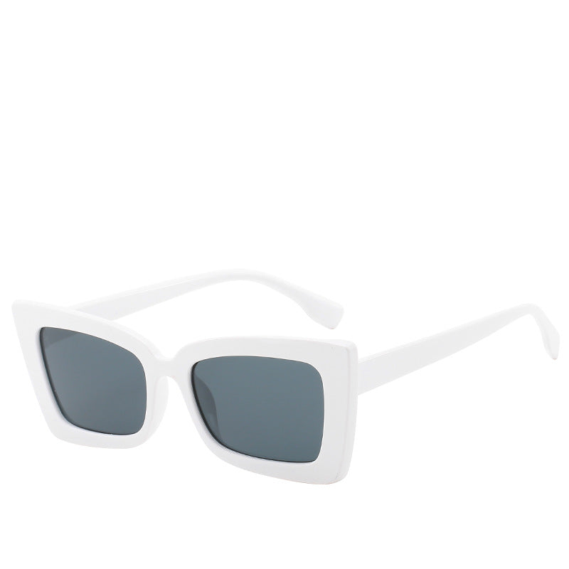Women’s designer sunglasses with modern geometric frame Bowlift