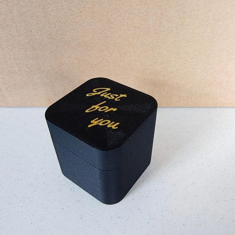 BowLift | Funny Surprise Gift Box with Hidden Twist – FlipBox