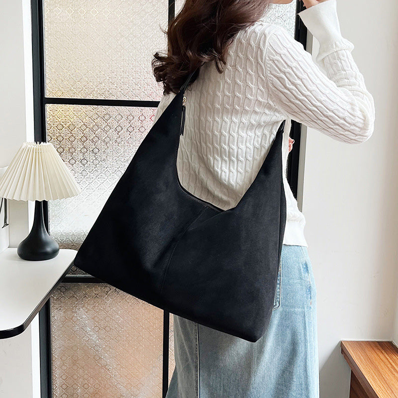 BowLift | Suede messenger bag with large capacity