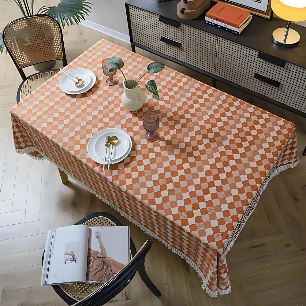 BowLift | Heritage Checkered Tablecloth