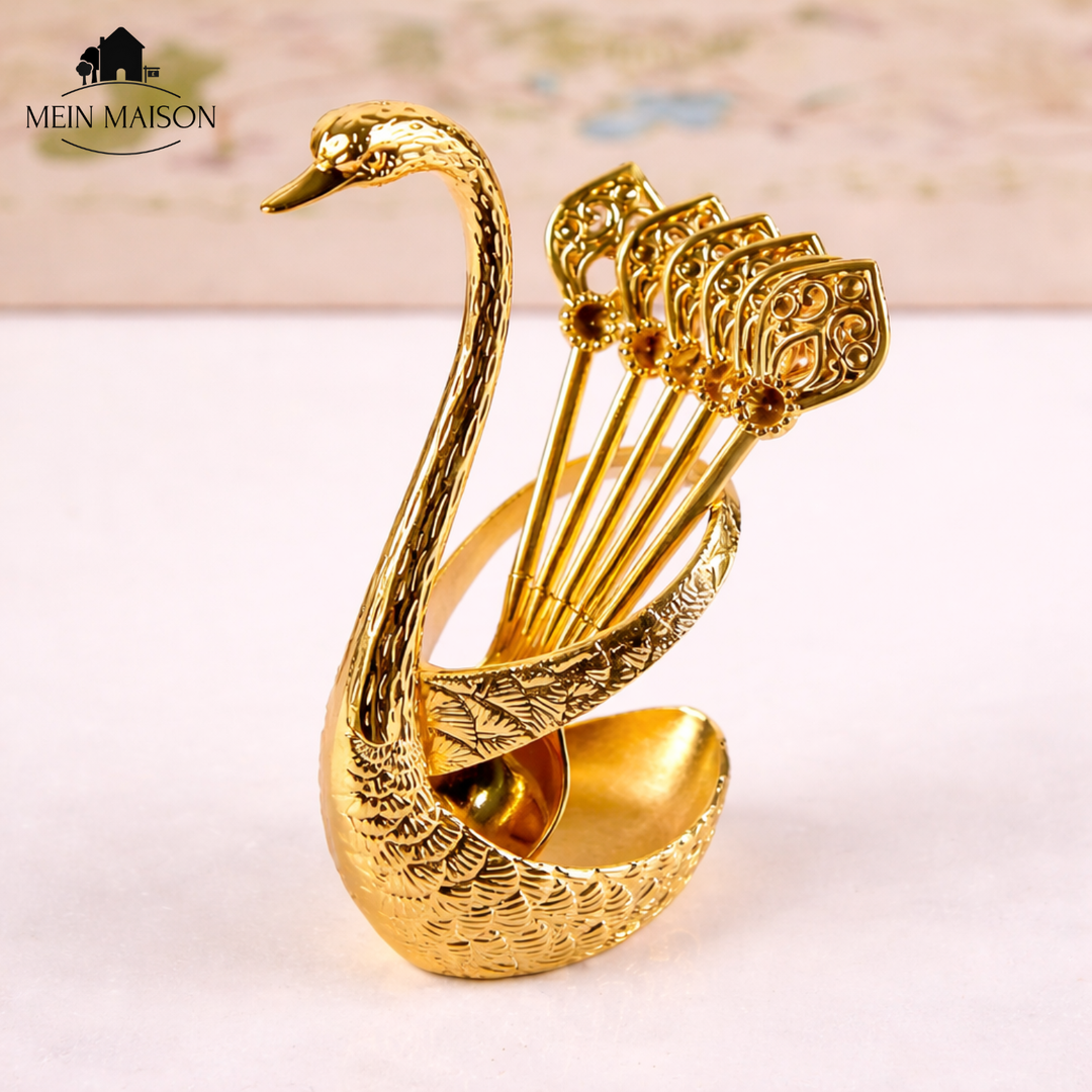 BowLift | SwanLuxe – Enhance coffee experiences with stylish swan-shaped spoons