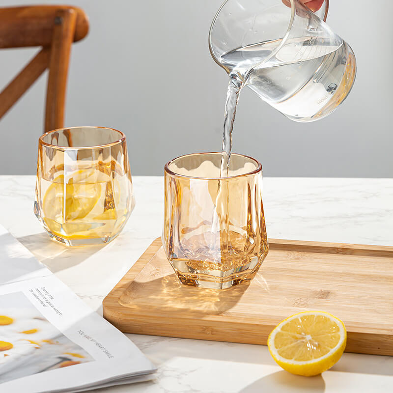 BowLift | Amber hexagonal Glass Cups