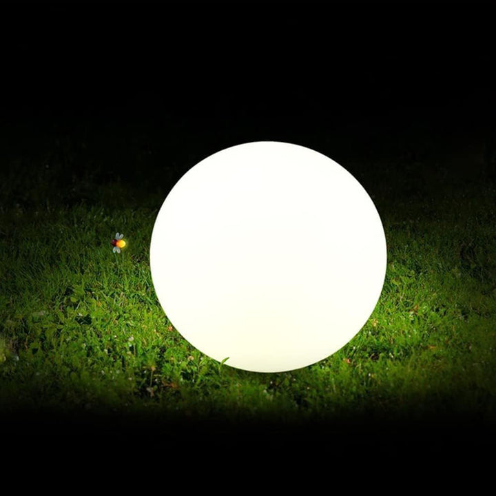 BowLift | SphereRay | Modern Solar Globe Light for Outdoor Spaces