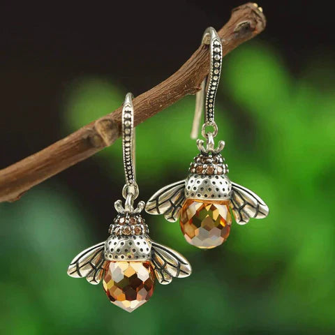 Queen Bee Earrings - Elegant and Unique Accessory Bowlift