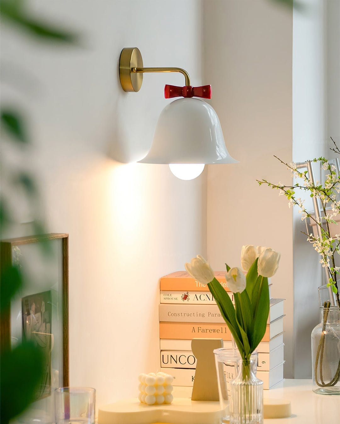 BowLift | BellRing – Elegant Wall Lamp