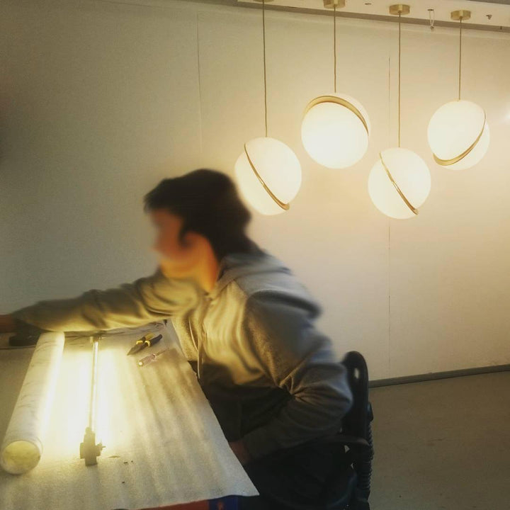 BowLift | AstralAura – Crescent Moon Pendant Illumination