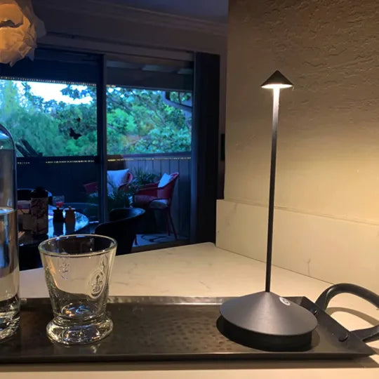 Wireless LED table lamp - LumeStijl | Bowlift